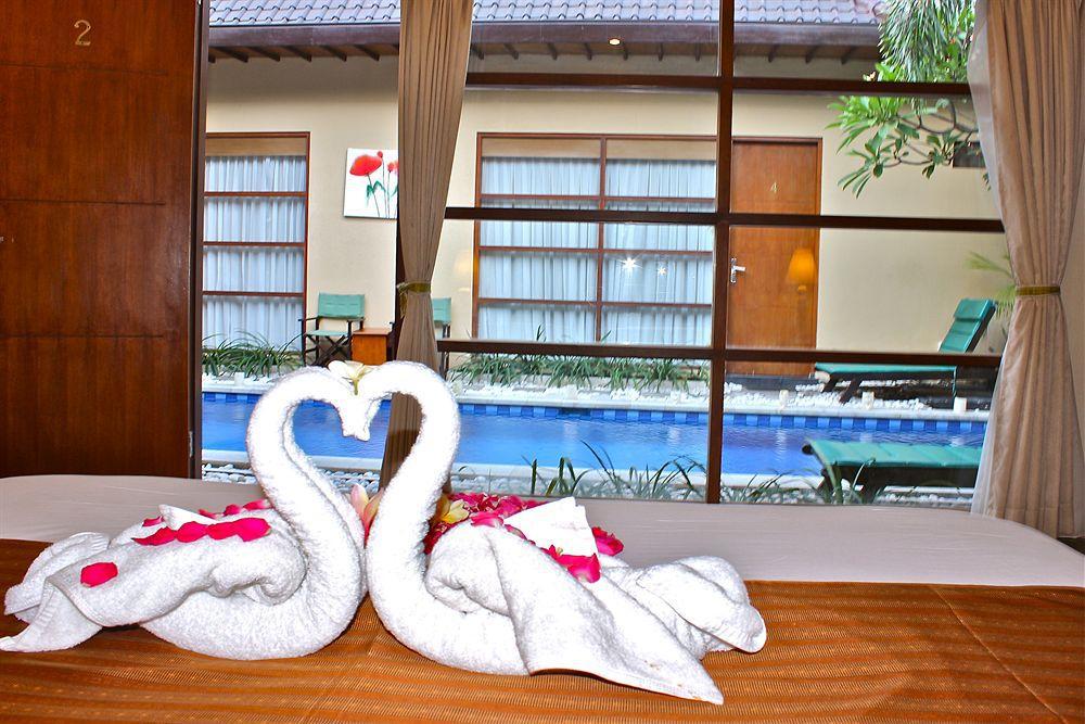 The Vie Villa Legian Buitenkant foto