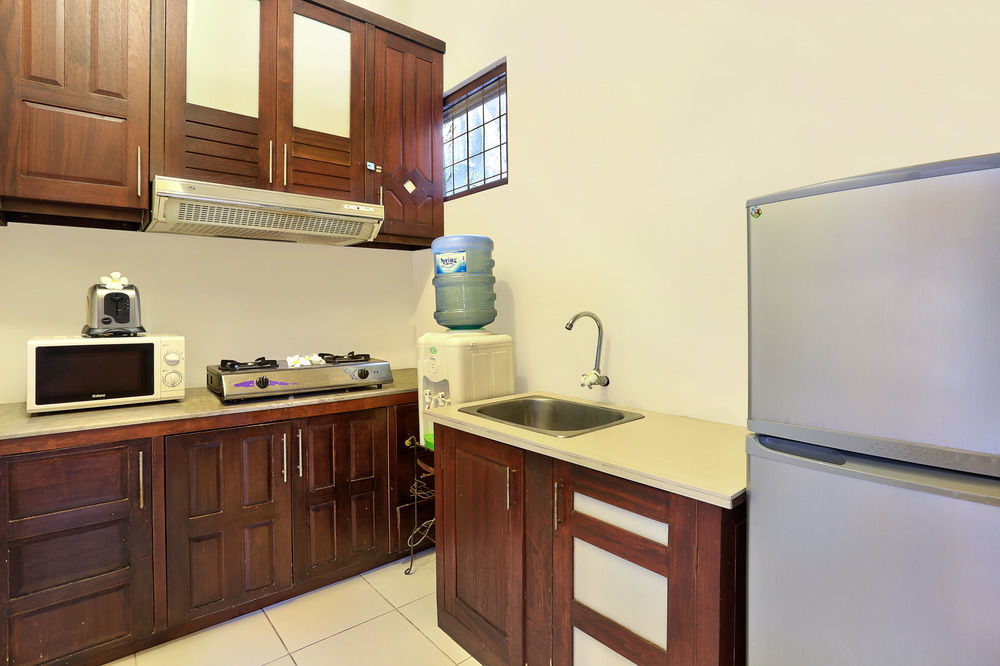 The Vie Villa Legian Buitenkant foto
