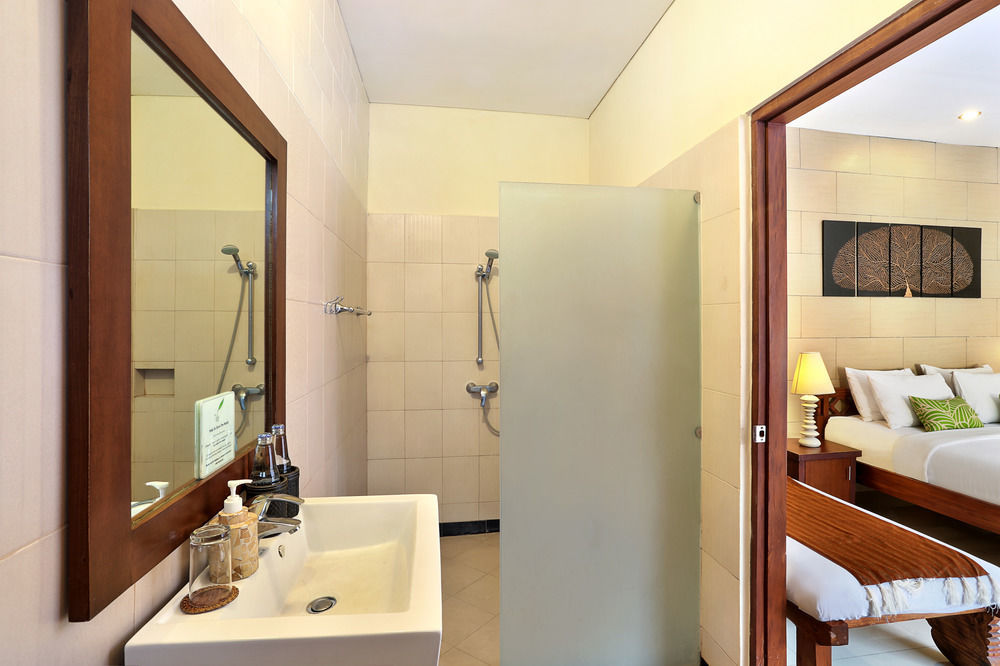 The Vie Villa Legian Buitenkant foto
